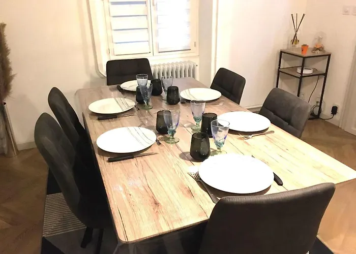 Elegante Maison Avec Patio Vatan Centre