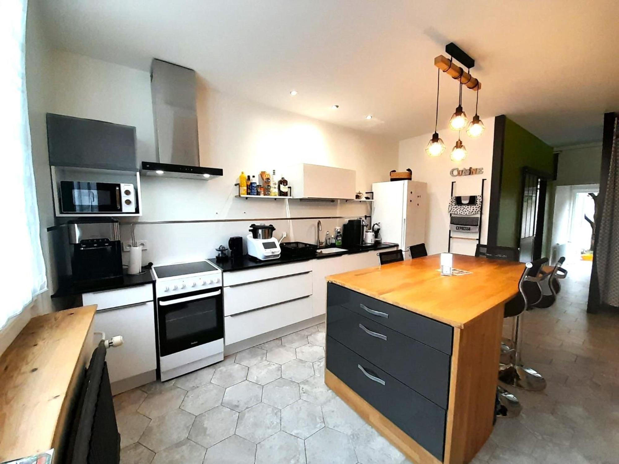 Elegante Maison Avec Patio Centre Hébergement de vacances Vatan