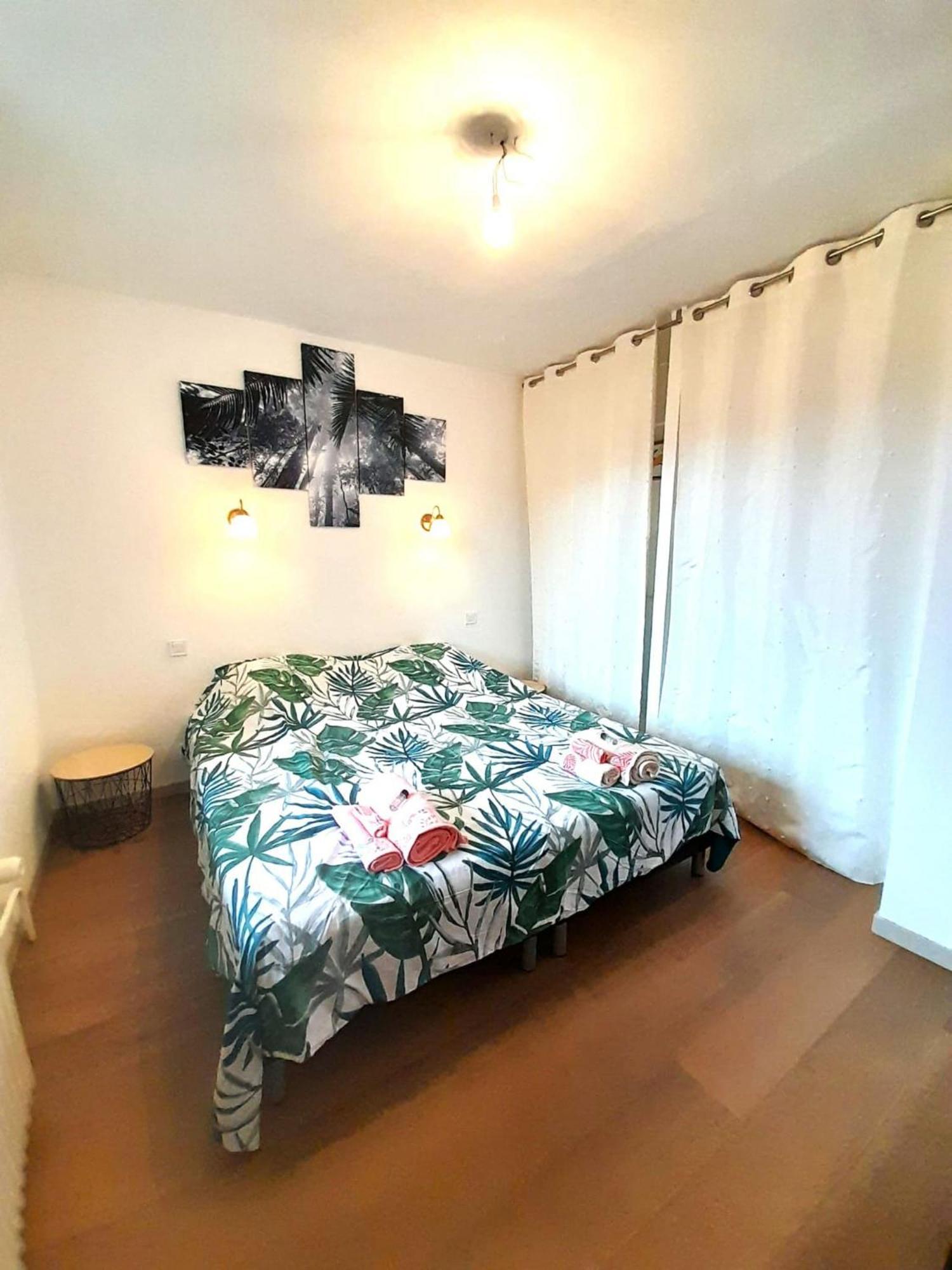 Elegante Maison Avec Patio Centre Hébergement de vacances Vatan